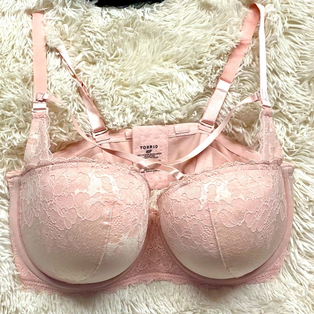 Blush 40F (3D) Torrid T-Shirt Push-up Bra